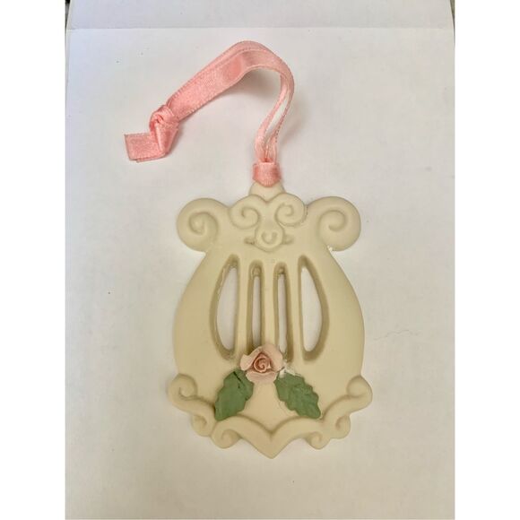 Harp Porcelain Vintage Christmas Ornament #roses - Picture 1 of 3
